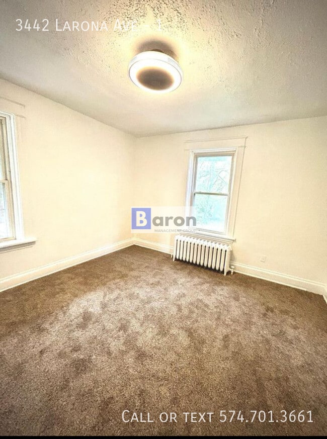 Building Photo - 3442 Larona Ave