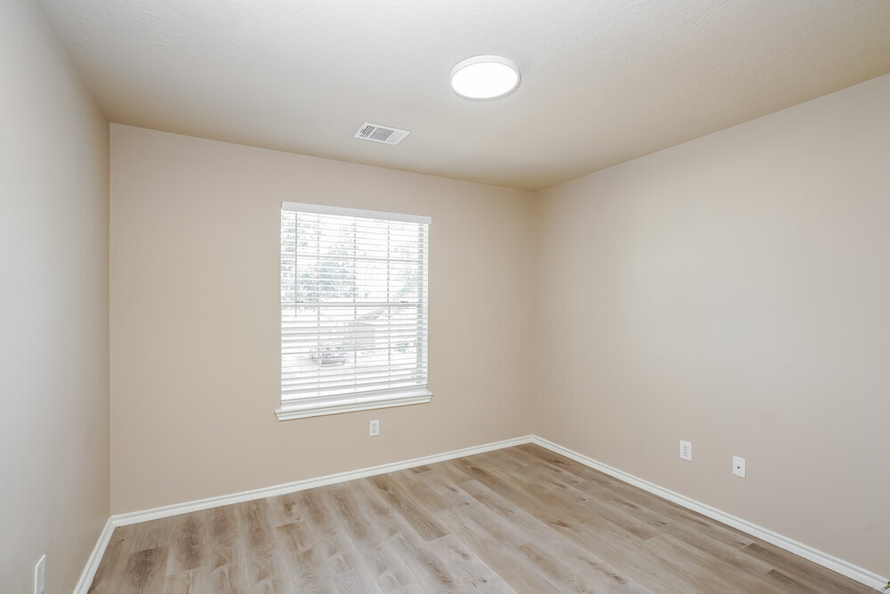 Building Photo - 5418 Trail Timbers Dr