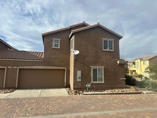 Building Photo - Henderson!!! Community: Cadence!! 4 Bedrooms!!! Bed & Full bath downstairs!! Loft/computer area u...