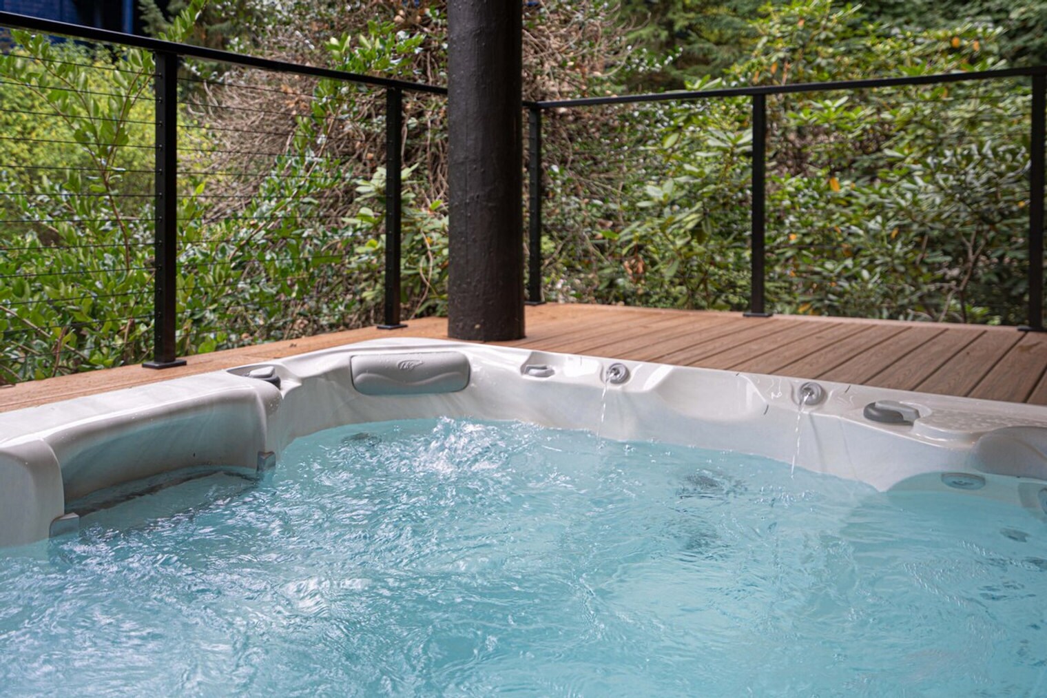 Building Photo - 4375 Fernbrook Dr