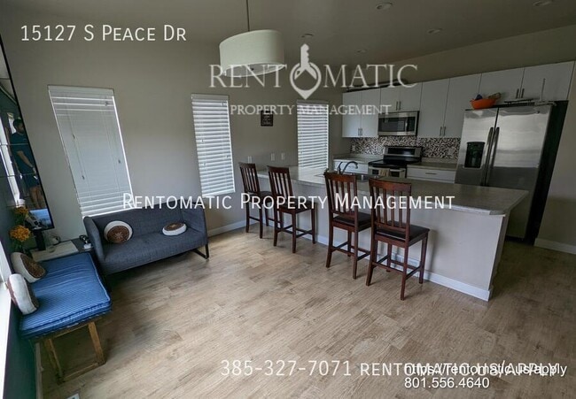 Building Photo - 15127 Peace Dr