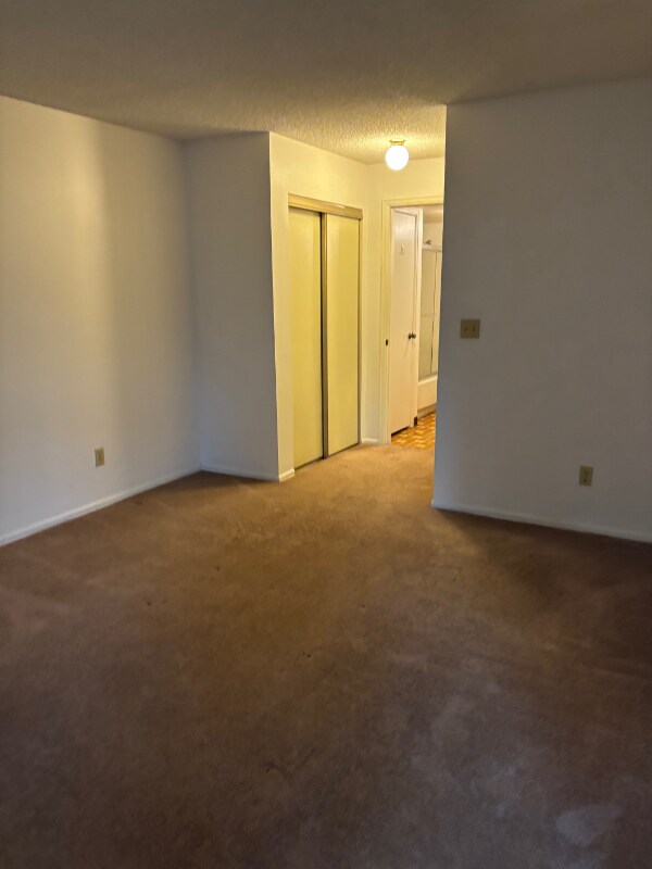 Building Photo - 14701 E Tennessee Dr