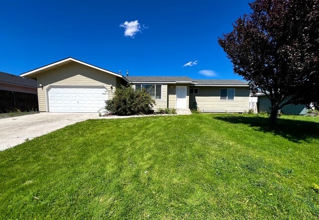 Primary Photo - Non-Refundable & Security Deposit Total: 1...