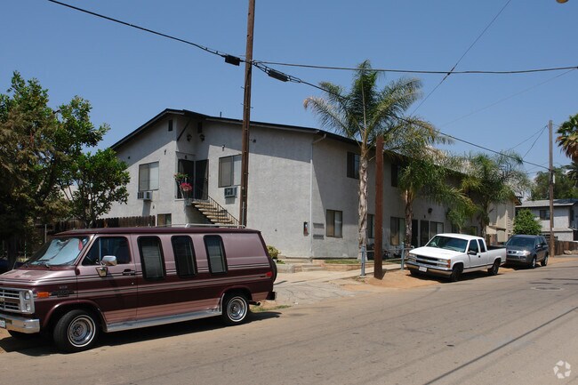 Primary Photo - 12366 Parkside St