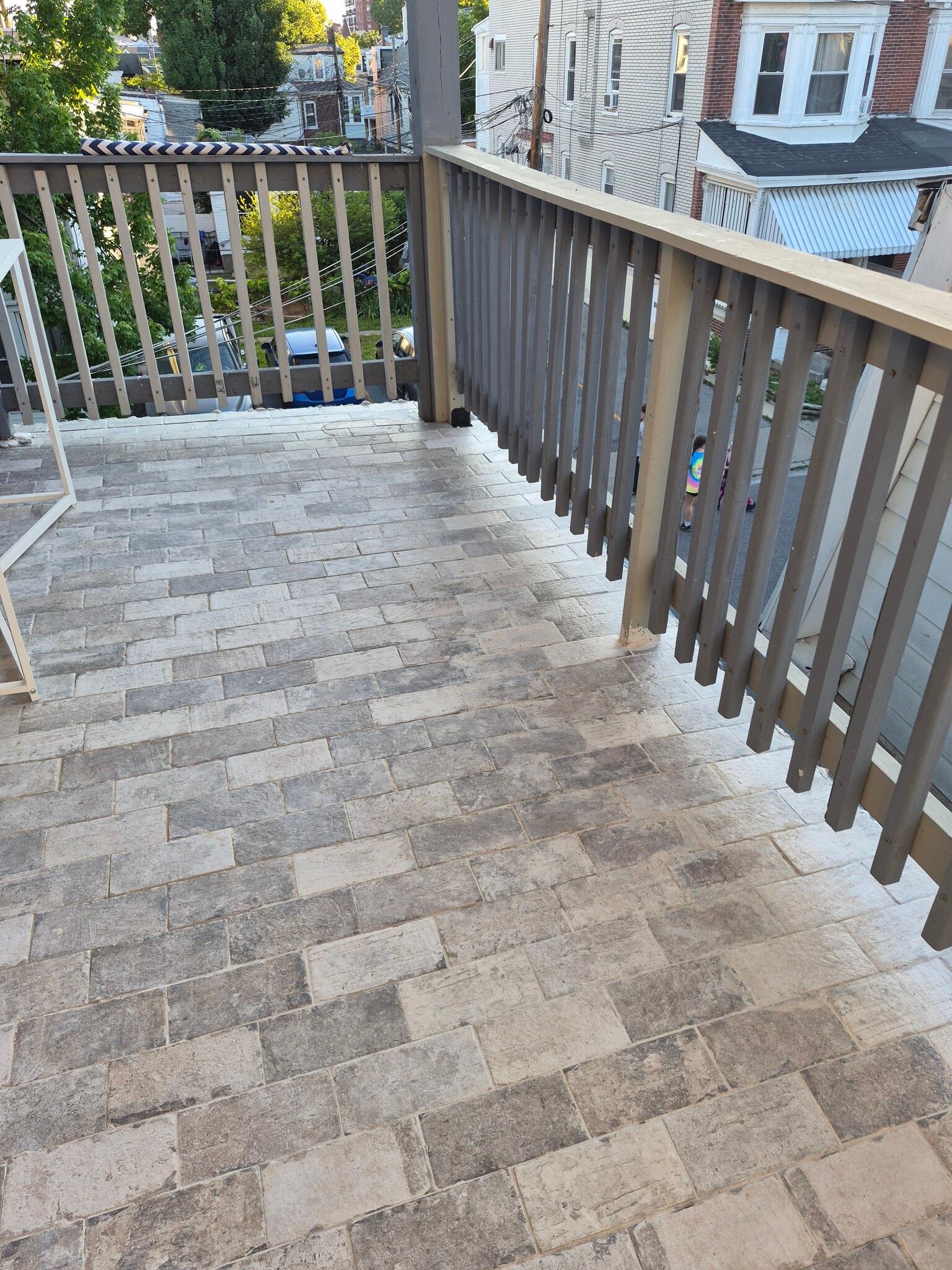 Rear Porch To see Sunsets - 1225 W Walnut St