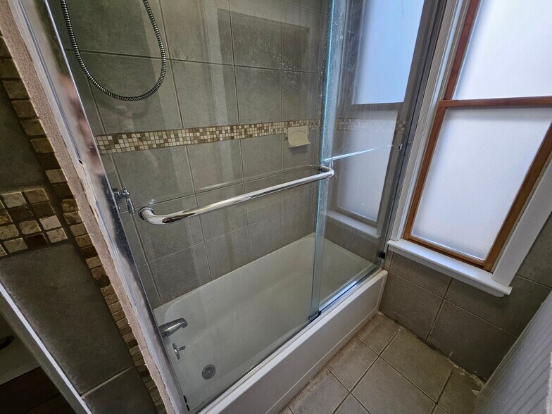 Bathroom - 22 Sparhawk St