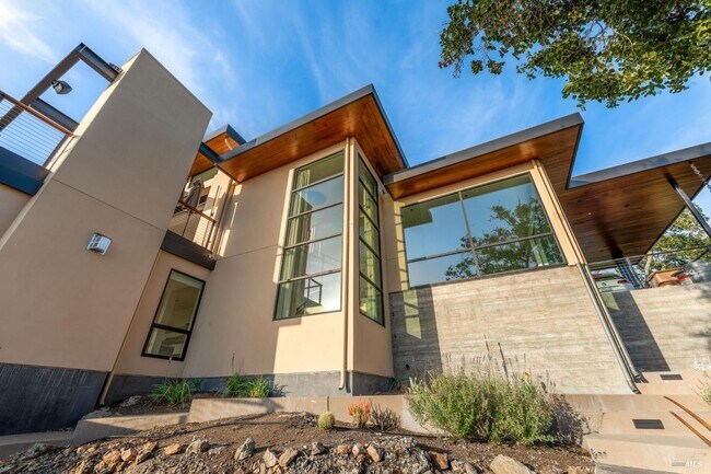 Building Photo - 663 Montecito Blvd