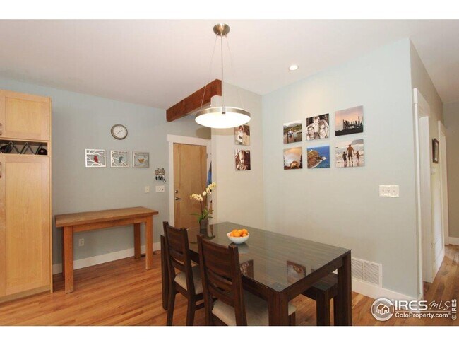 Building Photo - 5 Bed 3 Bath Home in South Boulder