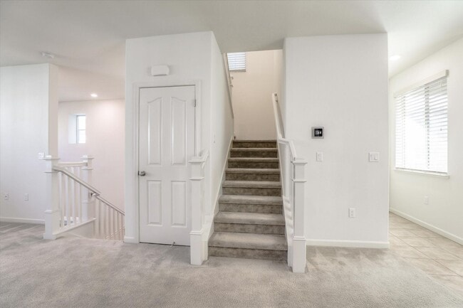 Building Photo - MODERN LUXURY IN SCENIC COMMUNICATIONS HILL LIGHT-FILLED INTERIORS WITH GREENBELT VIEWS
