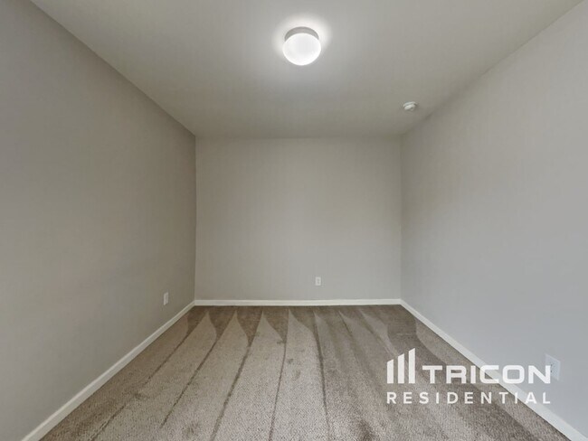 Building Photo - 4921 Bridgton Pl Dr