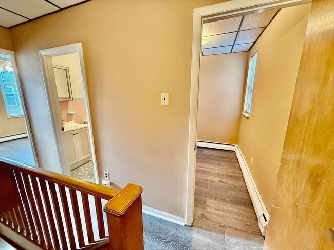 Building Photo - Recently UPDATED 3 BD/1 BA HOUSE in great East Passyunk/LOMO location w/ new Engineered Wood Floo...