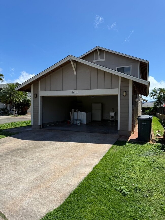 Building Photo - Fully Renovated 4 Bed / 2 Bath Home with 2-Car Garage – $4,500/month