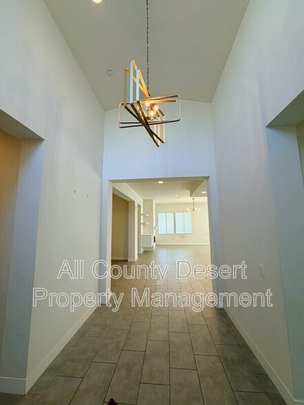 Building Photo - 74565 Tesla Dr