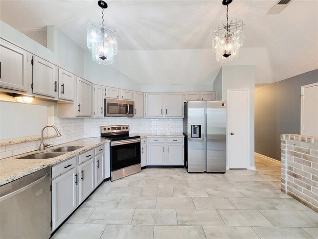 Building Photo - 7006 Stonewall Ridge Dr