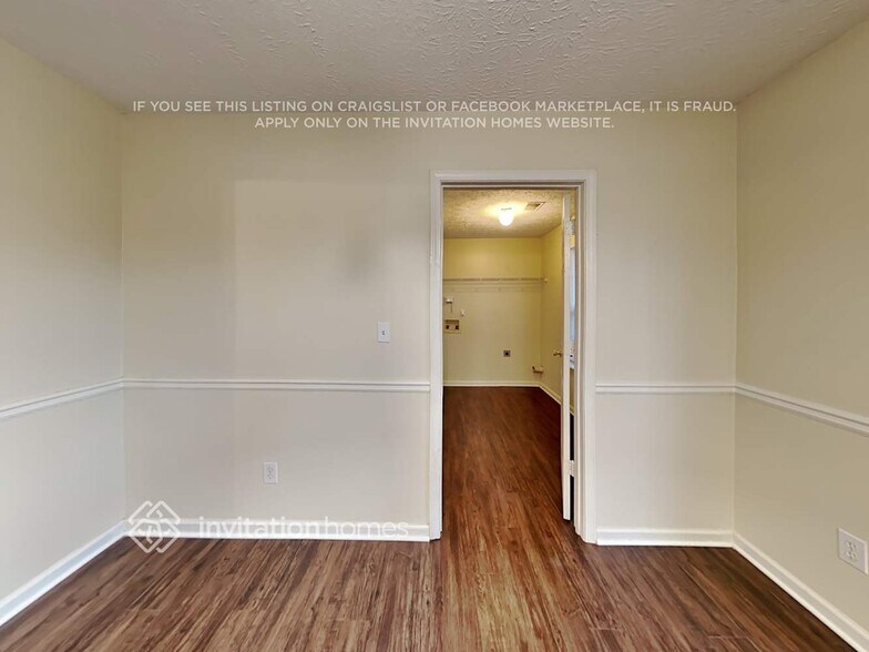Building Photo - 151 Greenleaf Dr