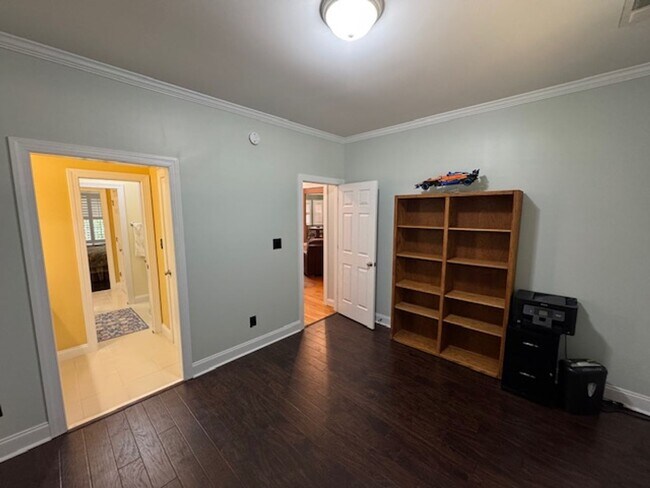 Building Photo - Charming 3-Bedroom Retreat in Wake Forest