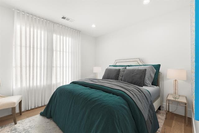 Building Photo - 3771 Almazan Dr