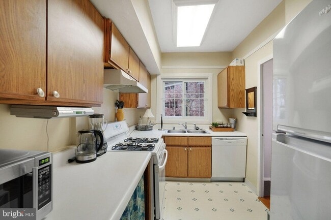 Building Photo - 1629 Fitzgerald Ln