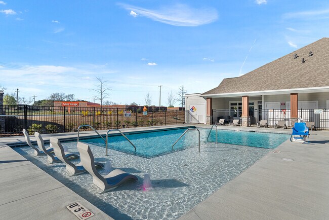 Building Photo - 6543 Doan Dr NW