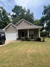 Building Photo - Center Street