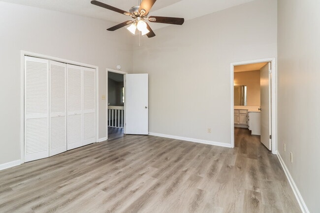 Building Photo - 20 Briar Gate Ln