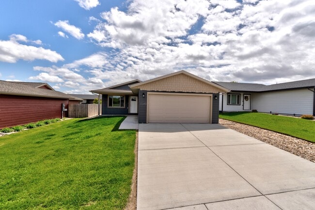 Building Photo - 5249 Coal Bank Dr