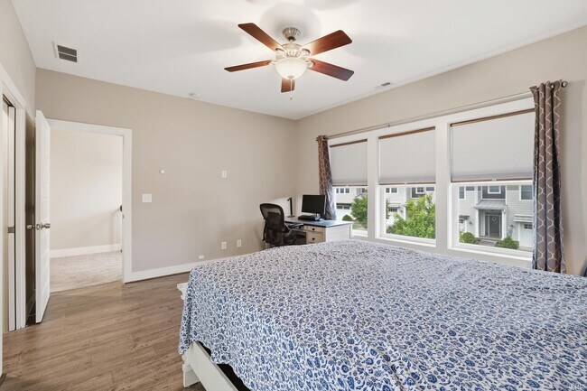 Building Photo - 0 N Cypress Ln