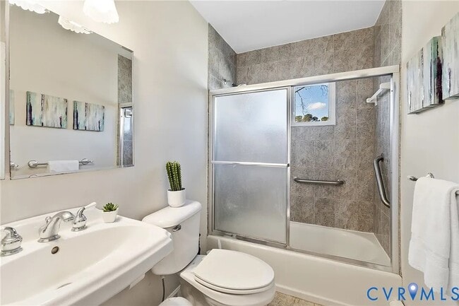 Building Photo - 8276 Franklin Ln