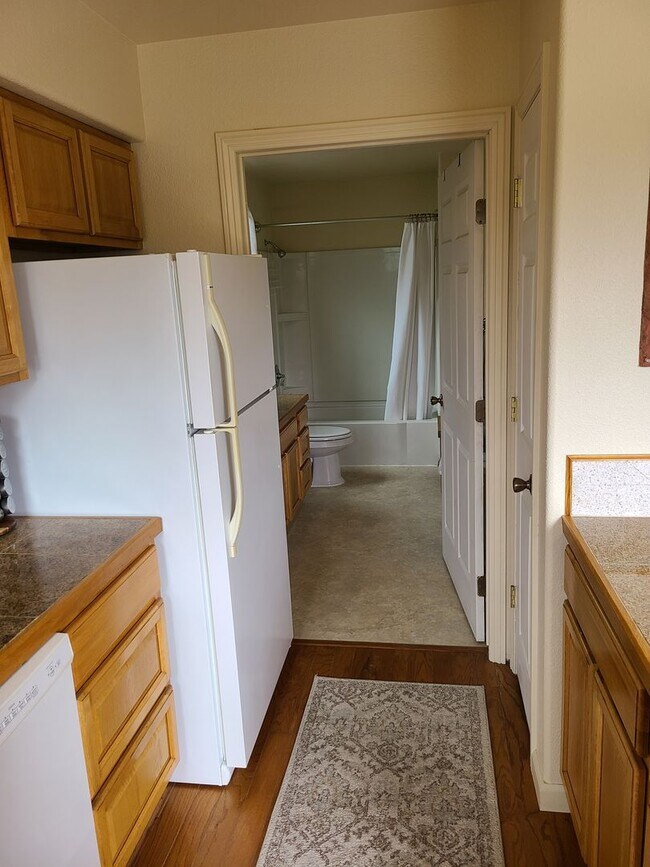 Building Photo - 1992 Gwin Rd