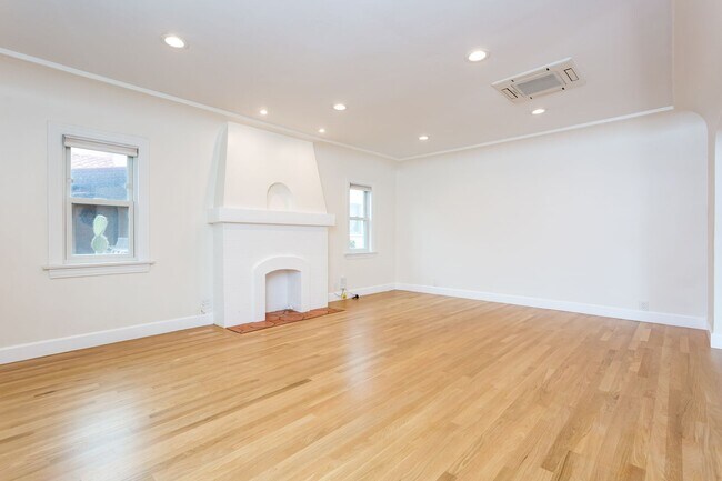 Building Photo - 3407-3411 33rd Street