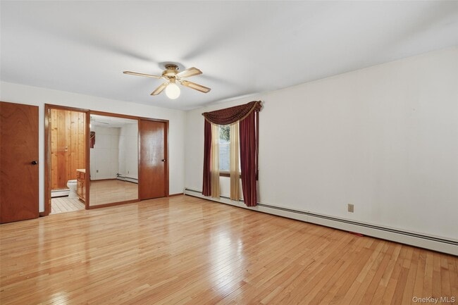 Building Photo - 95 King St