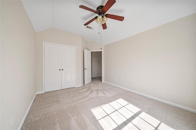 Building Photo - 6139 Sierra Springs Ln