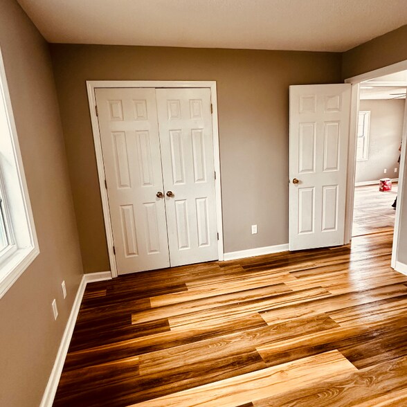 Building Photo - 2158 Highland Lick Rd