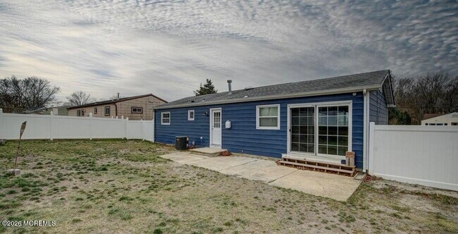 Building Photo - 119 Pheasant Dr