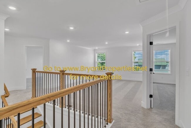 Building Photo - Gallatin - New 5-bedroom, 4-Baths