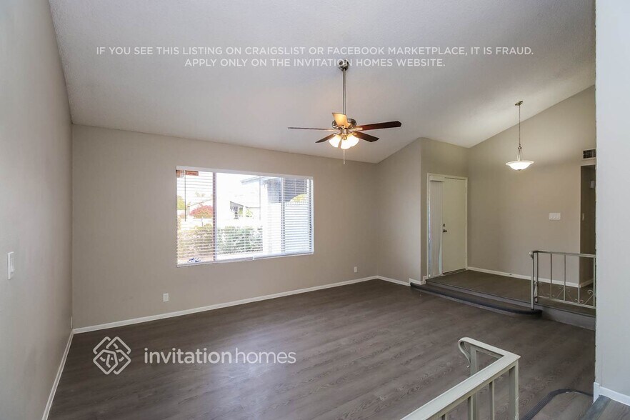 Building Photo - 549 W Pampa Ave