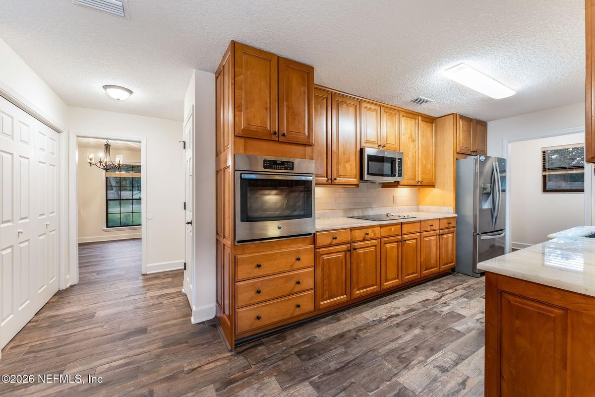 Building Photo - 13926 Spanish Marsh Ct