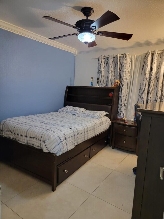 Building Photo - 11821 SW 18th St