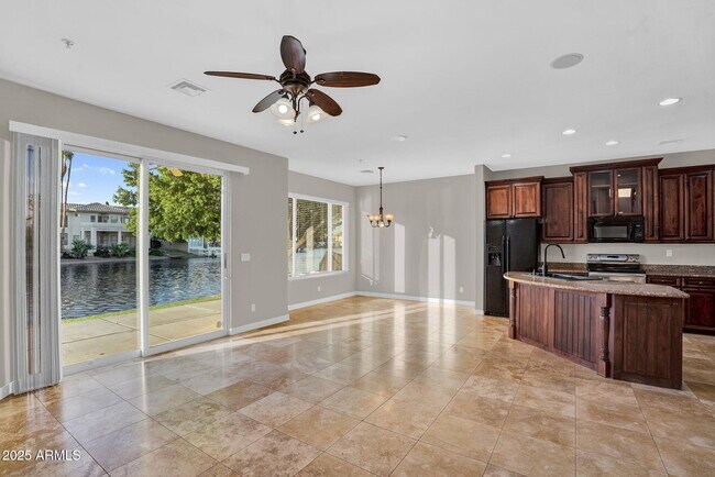 Building Photo - 1414 W Coral Reef Dr