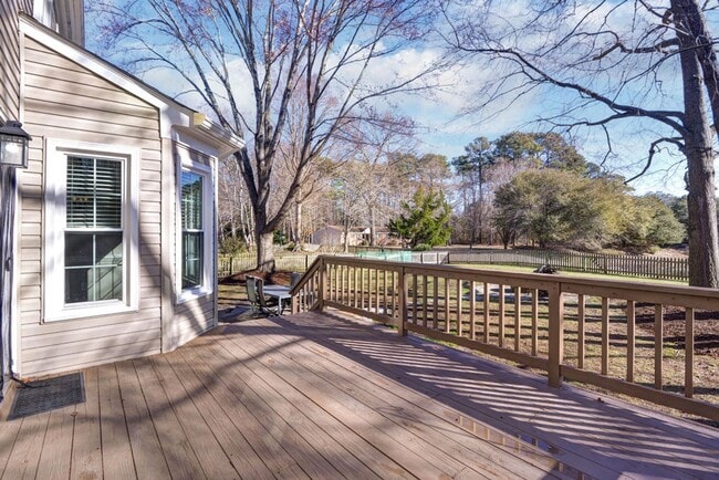 Building Photo - Lovely Home in Seaford