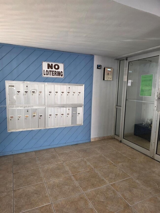 Building Photo - 7440 Harding Ave