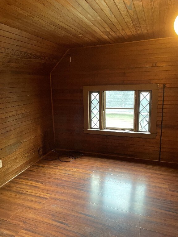 Building Photo - 507 Chenango St
