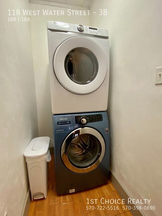 Building Photo - 118 W Water St