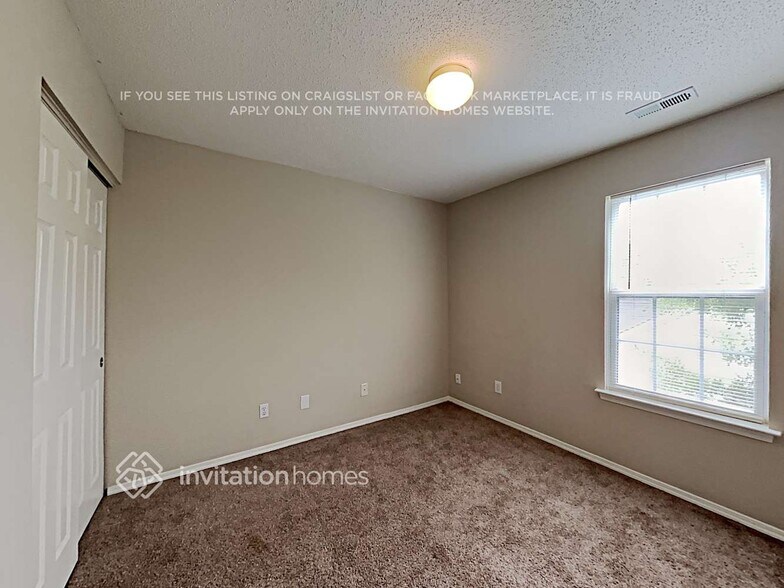 Building Photo - 5324 Seaspray Ln