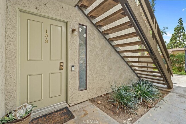 Building Photo - 22886 Hilton Head Dr