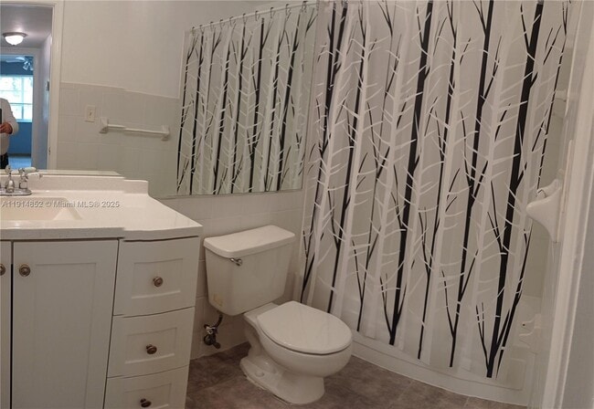 Building Photo - 7831 Miller Dr