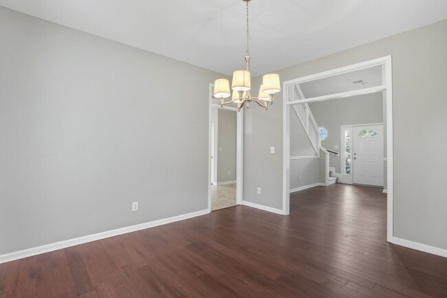 Building Photo - 4 Bedroom Home for Rent in Raleigh NC | Garage | Pet Friendly | $500 Off First Months Rent!