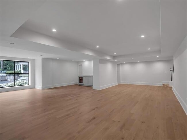 Building Photo - 3625 Tuxedo Rd NW