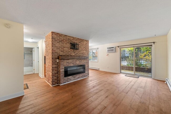 Building Photo - 3540 Hennepin Ave