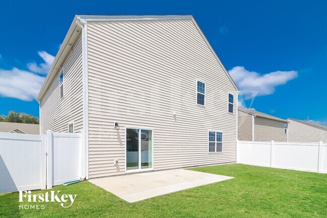 Building Photo - 43 S Great White Way